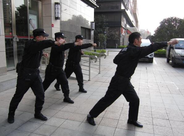 襄陽戎安保安公司給您介紹下保安人員的上崗證辦理流程！