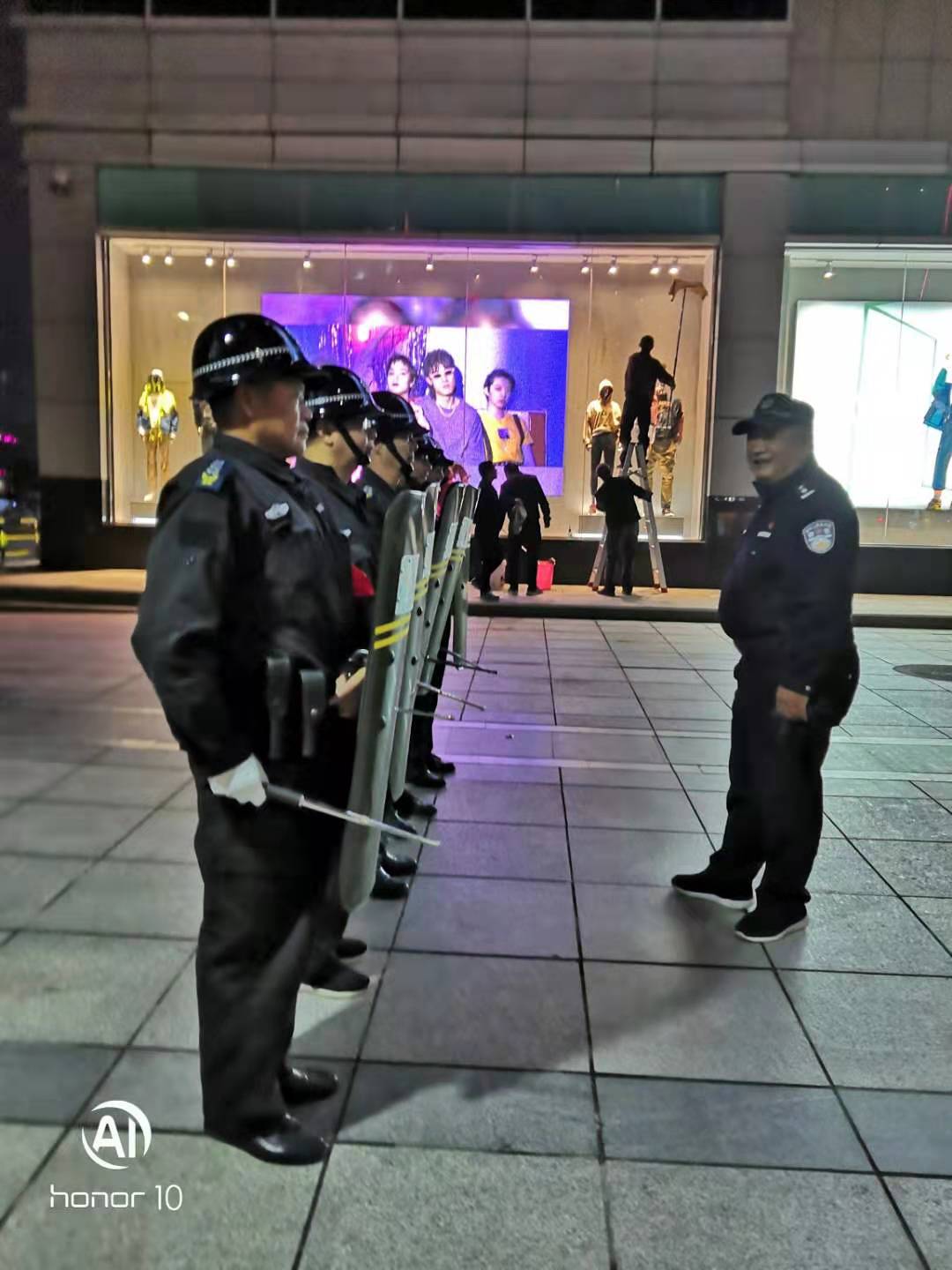 大家知道保安員是什么嗎？下面跟著襄陽戎安的介紹一起了解下吧！